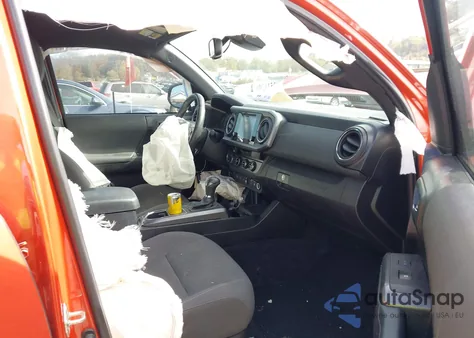 2018 Toyota Tacoma Trd Off Road z USA, uszkodzony, nr VIN 5TFCZ5AN3JX155239